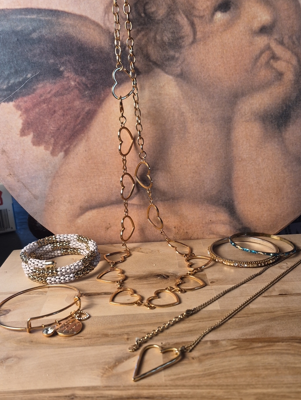 Gold Heart Link Necklace - Women's Jewelry